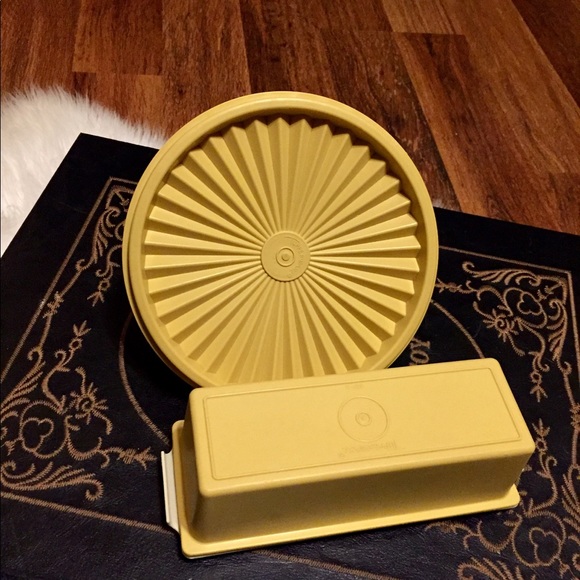 🦋2/$10 3/$15 4/$18 5/$20 Vintage Tupperware Set